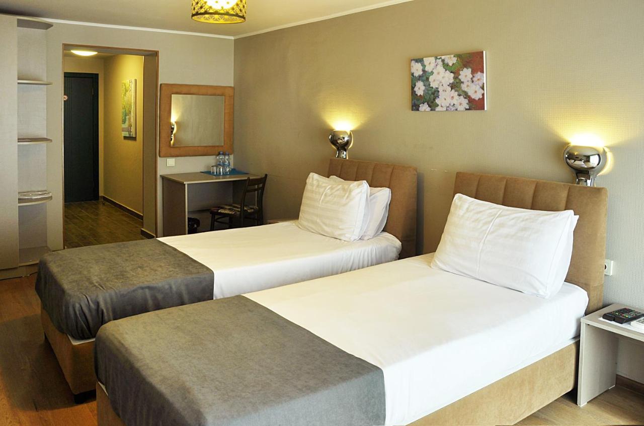 Art Hotel Claude Monet Tbiliszi Kültér fotó