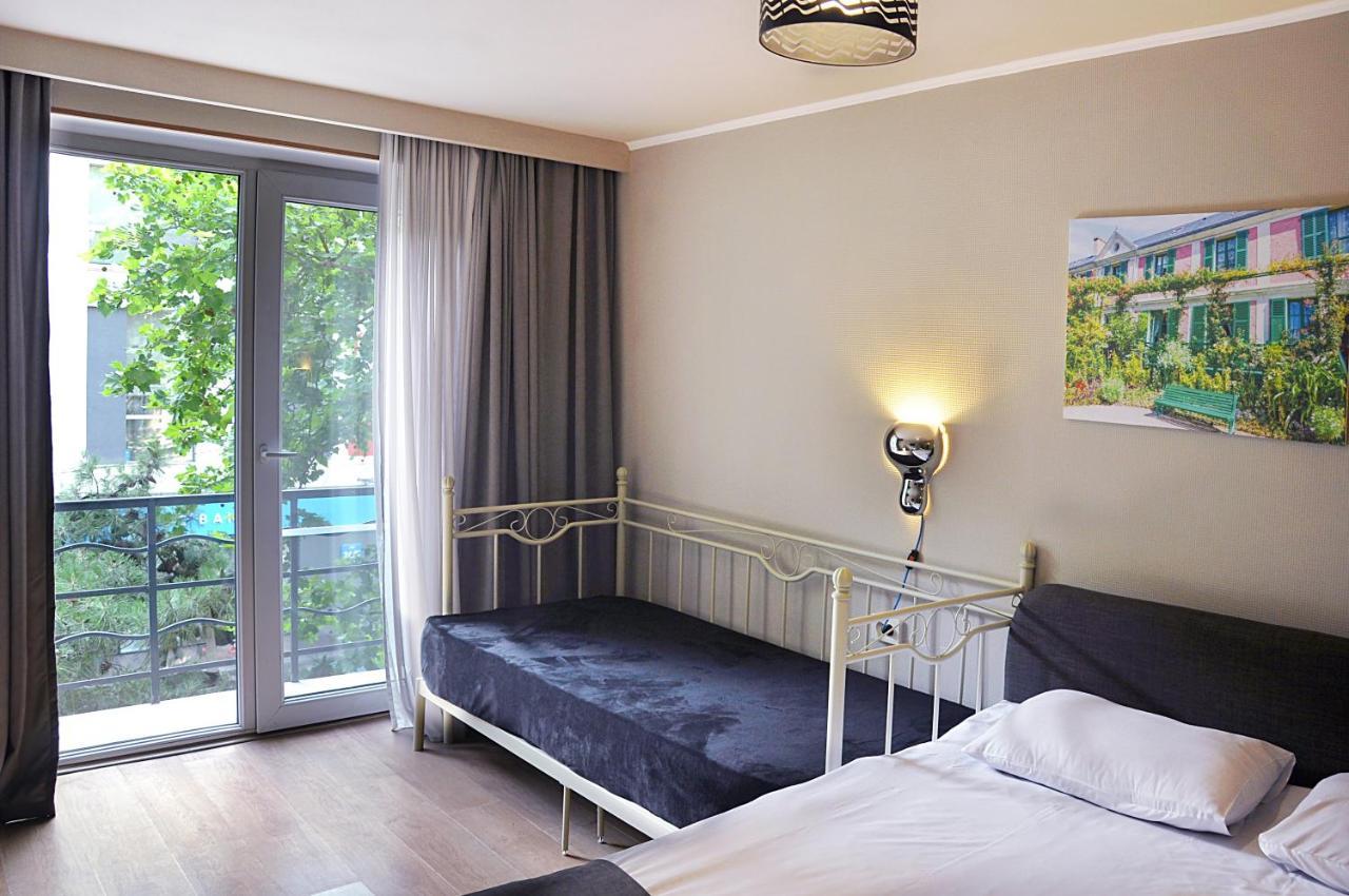 Art Hotel Claude Monet Tbiliszi Kültér fotó