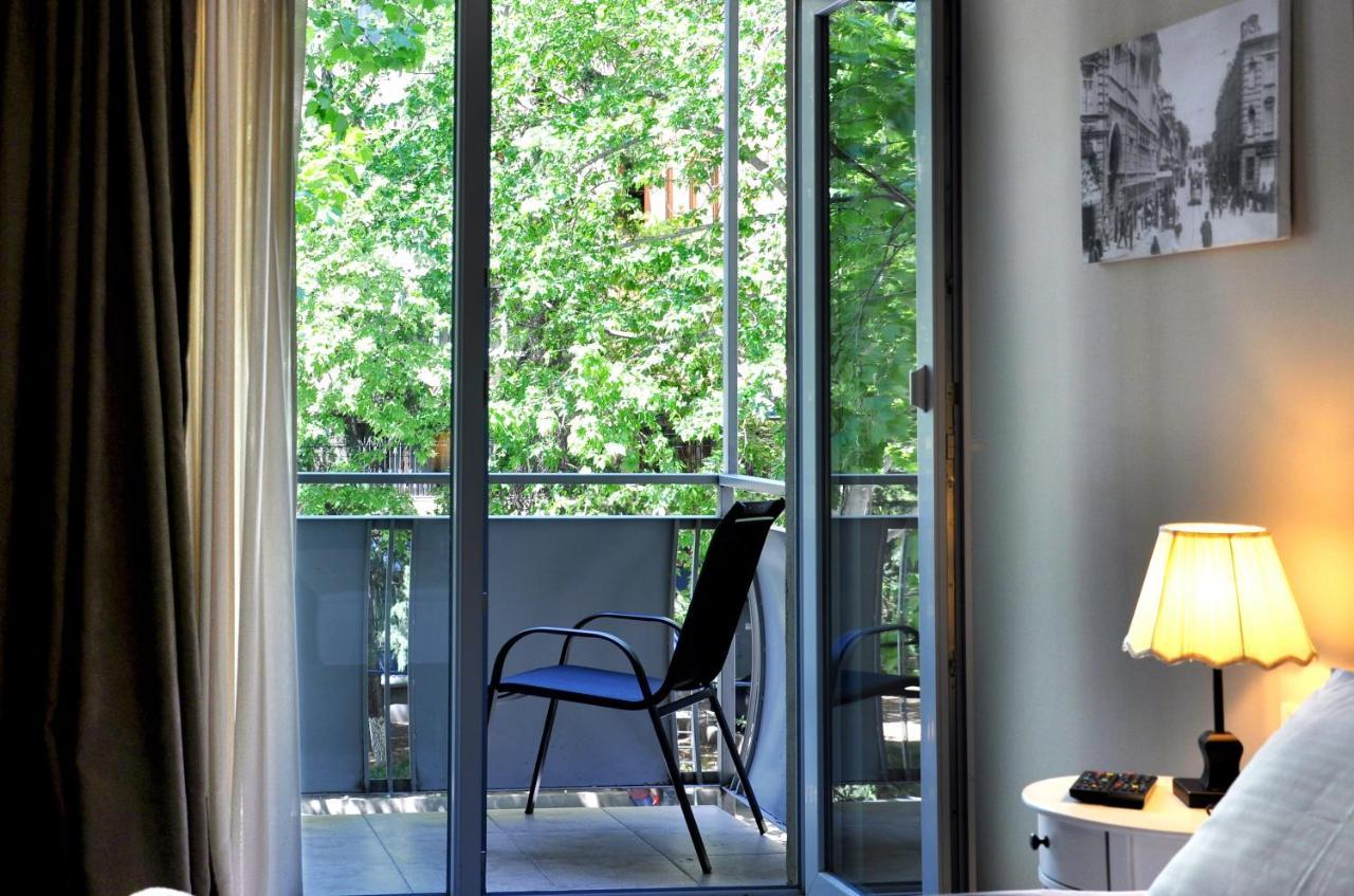 Art Hotel Claude Monet Tbiliszi Kültér fotó