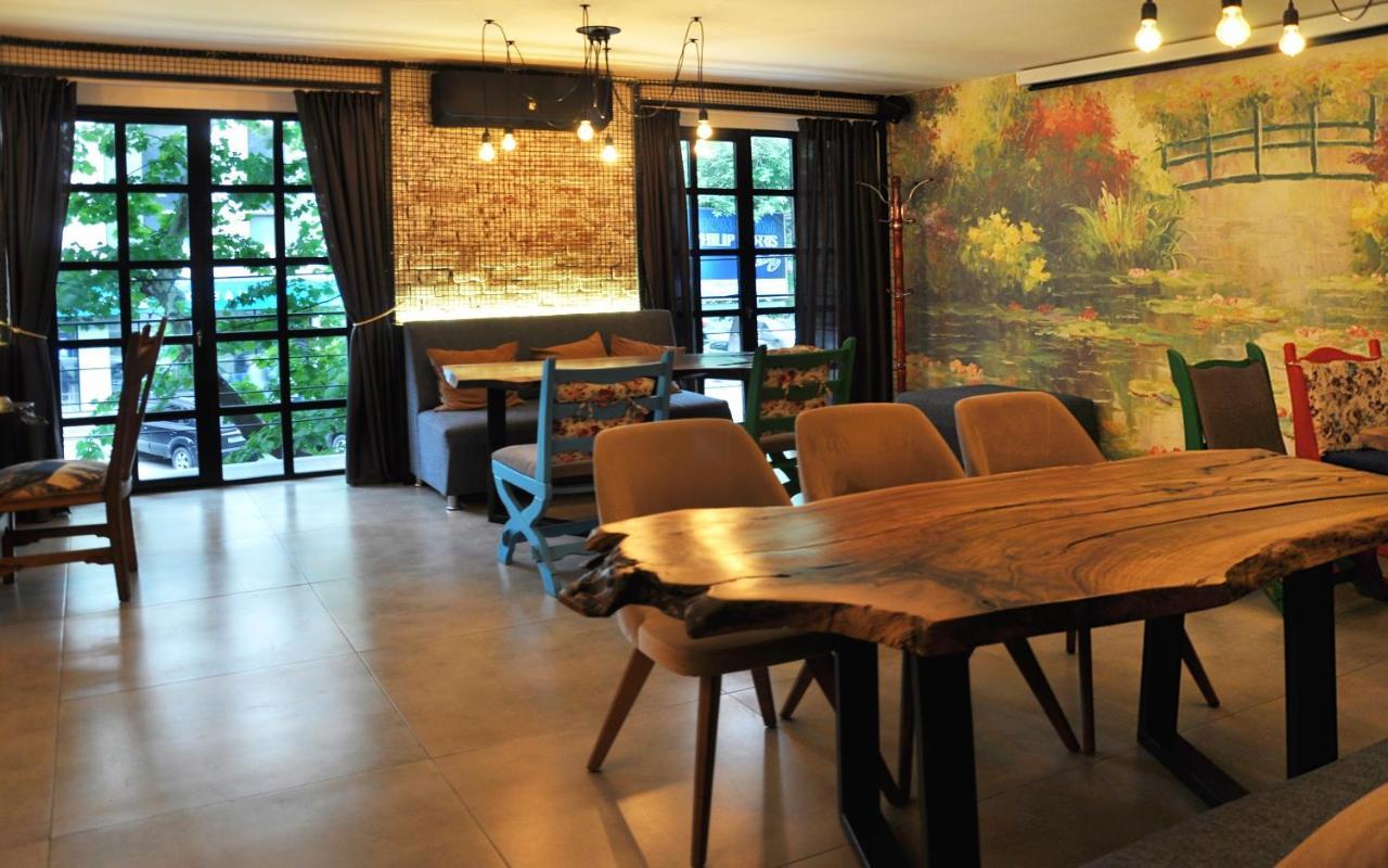 Art Hotel Claude Monet Tbiliszi Kültér fotó